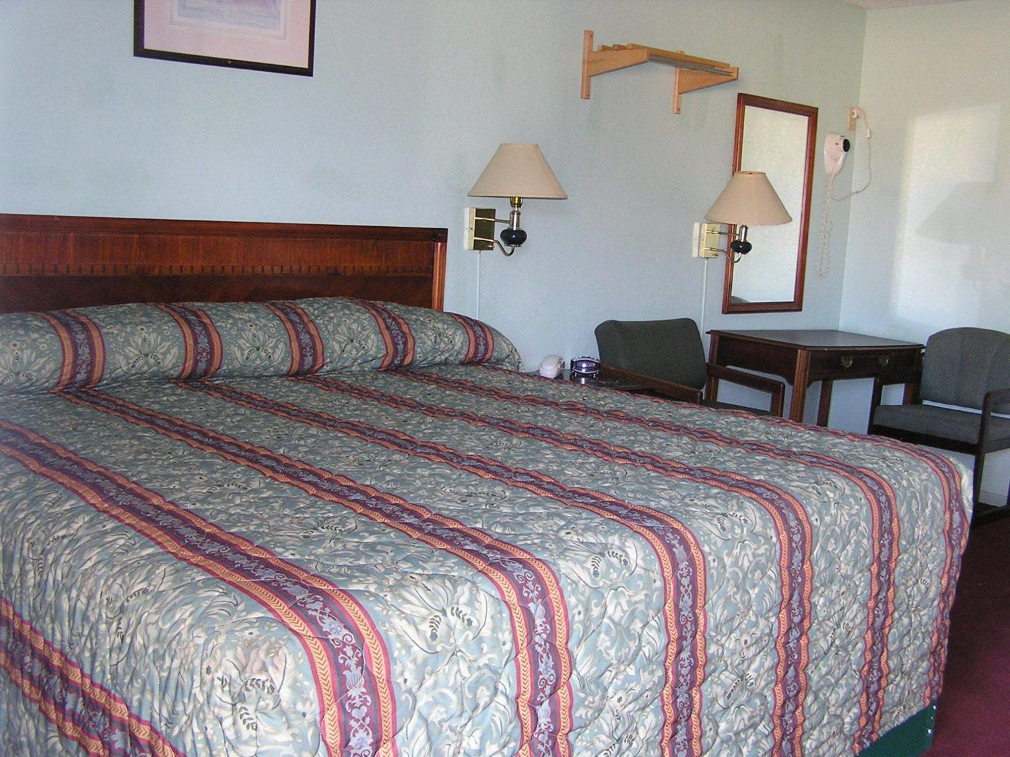 American Inn Motel Many Zewnętrze zdjęcie